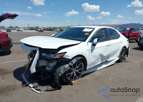 2024 Toyota Camry Se из США, поврежденный, VIN 4T1G11AK2RU195022